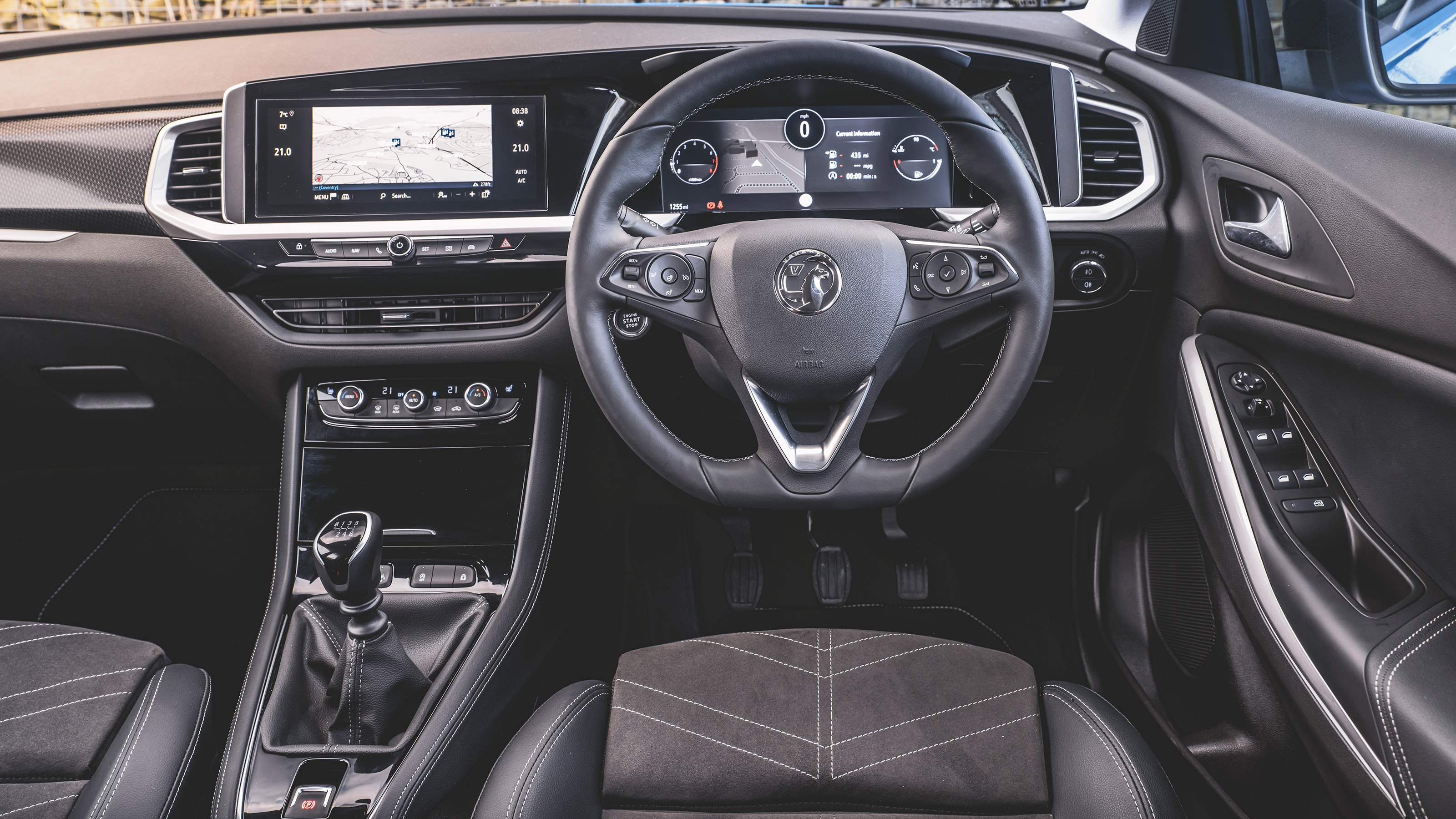Vauxhall Grandland - dash
