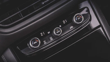 Vauxhall Grandland PHEV - centre console