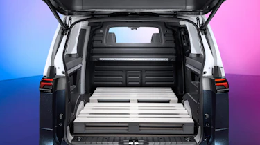 Volkswagen ID Buzz Cargo - loading