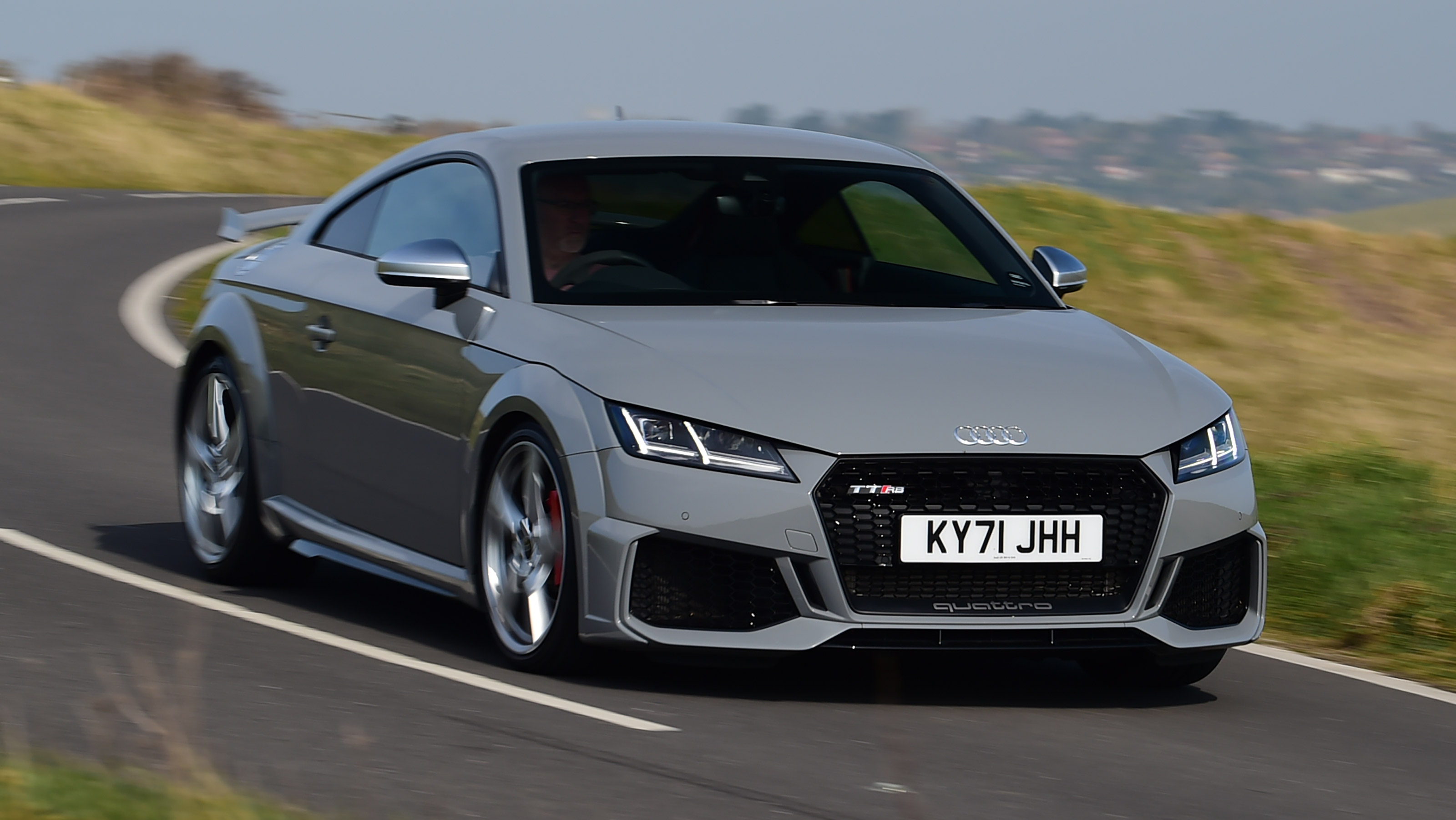Audi TT RS - front