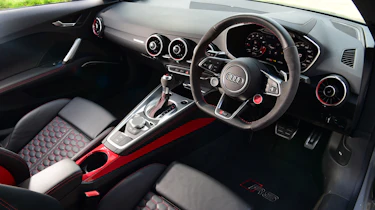 Audi TT RS - dash