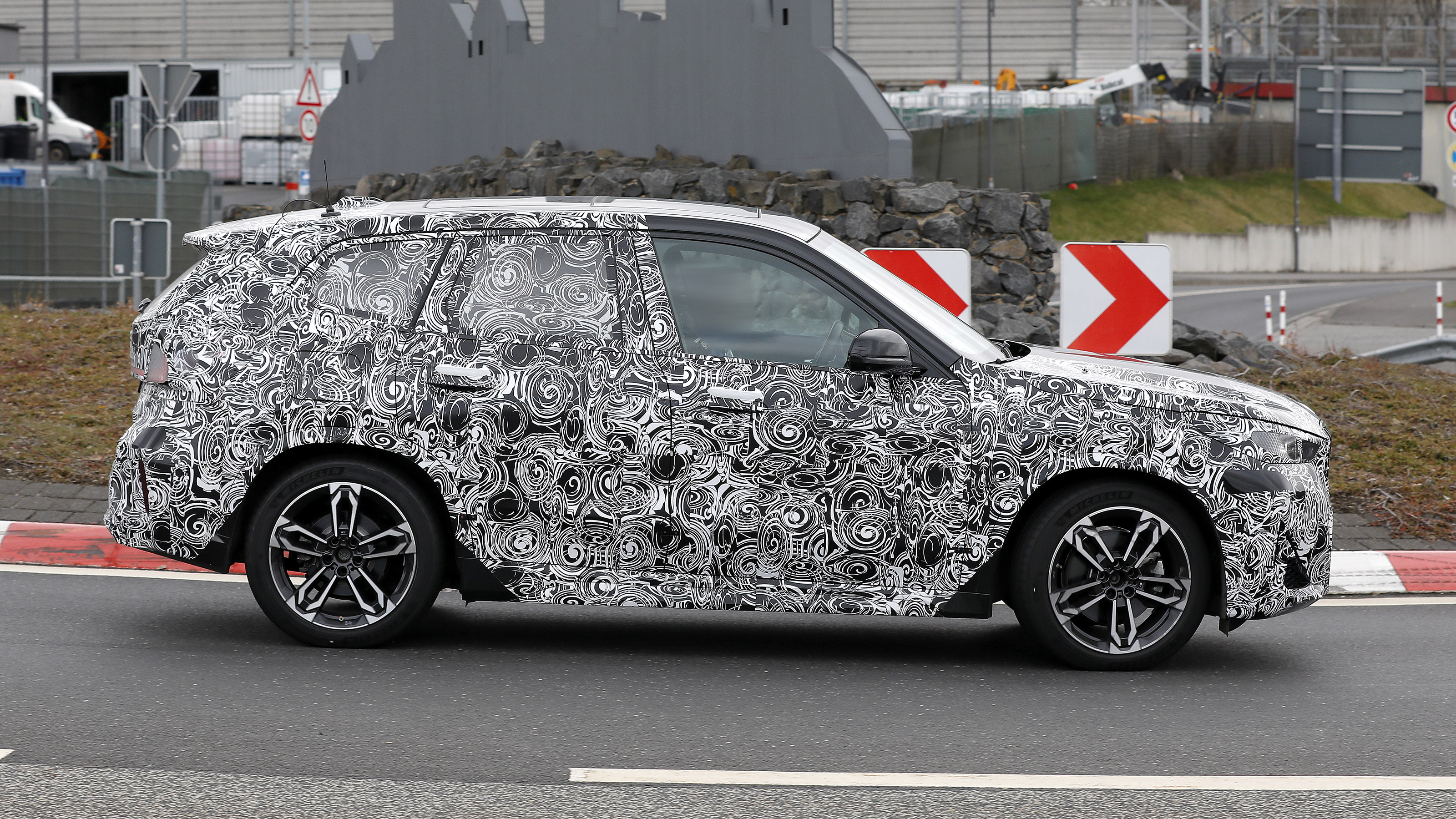 BMW X1 - spyshot 7