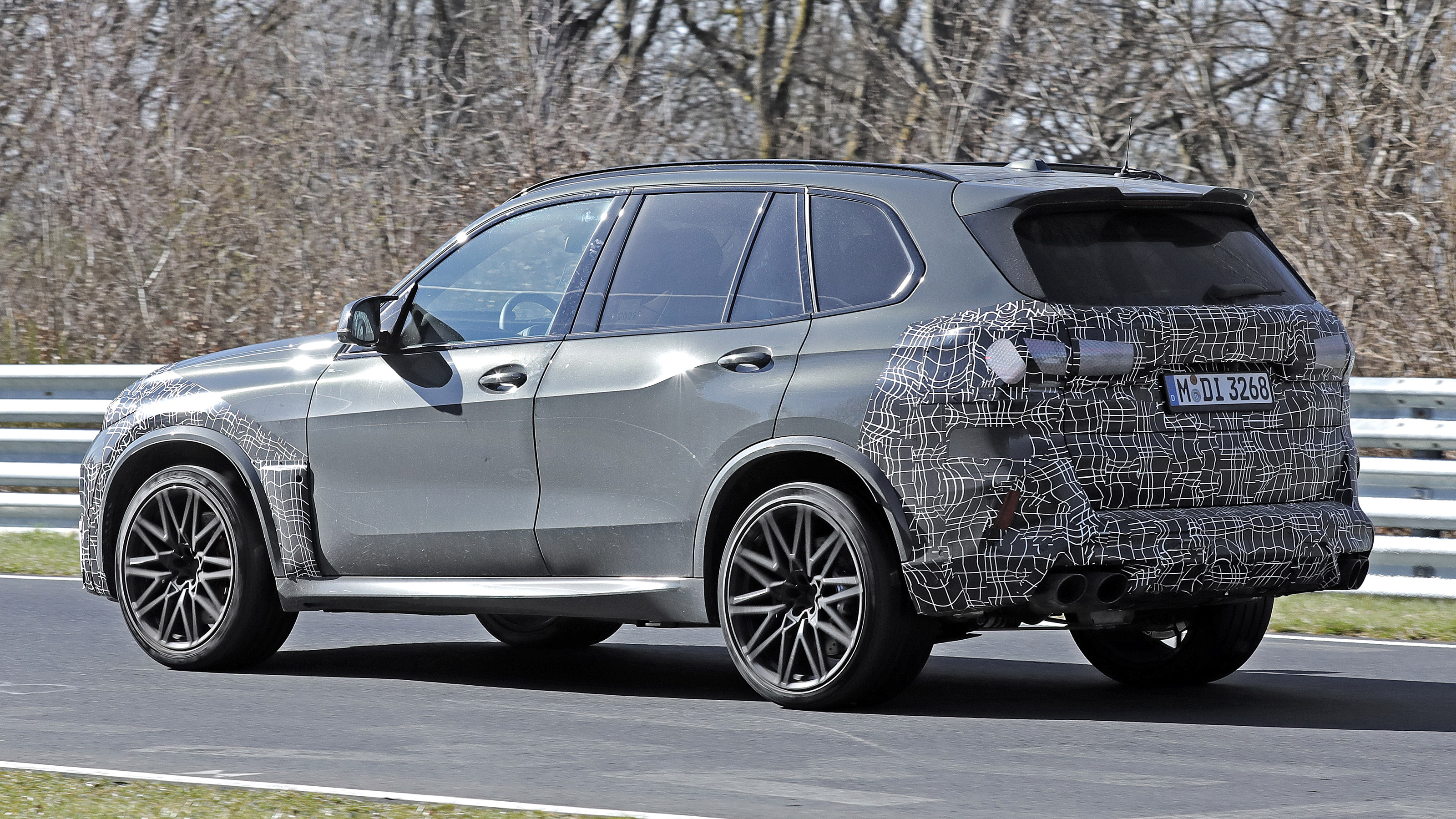 BMW X5 M - spyshot 4