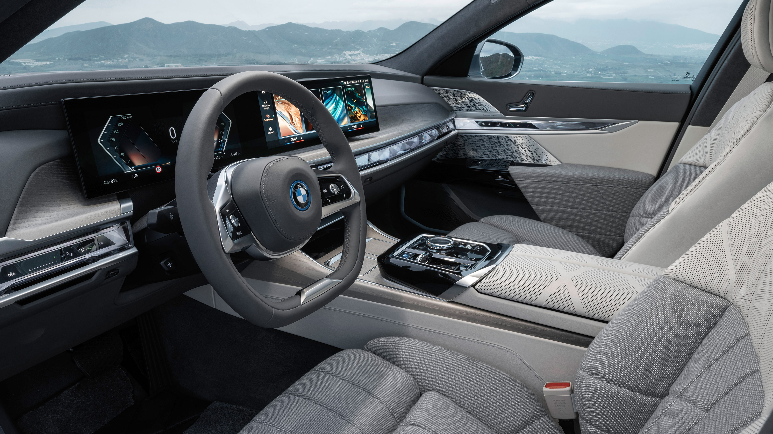 BMW i7 - cabin