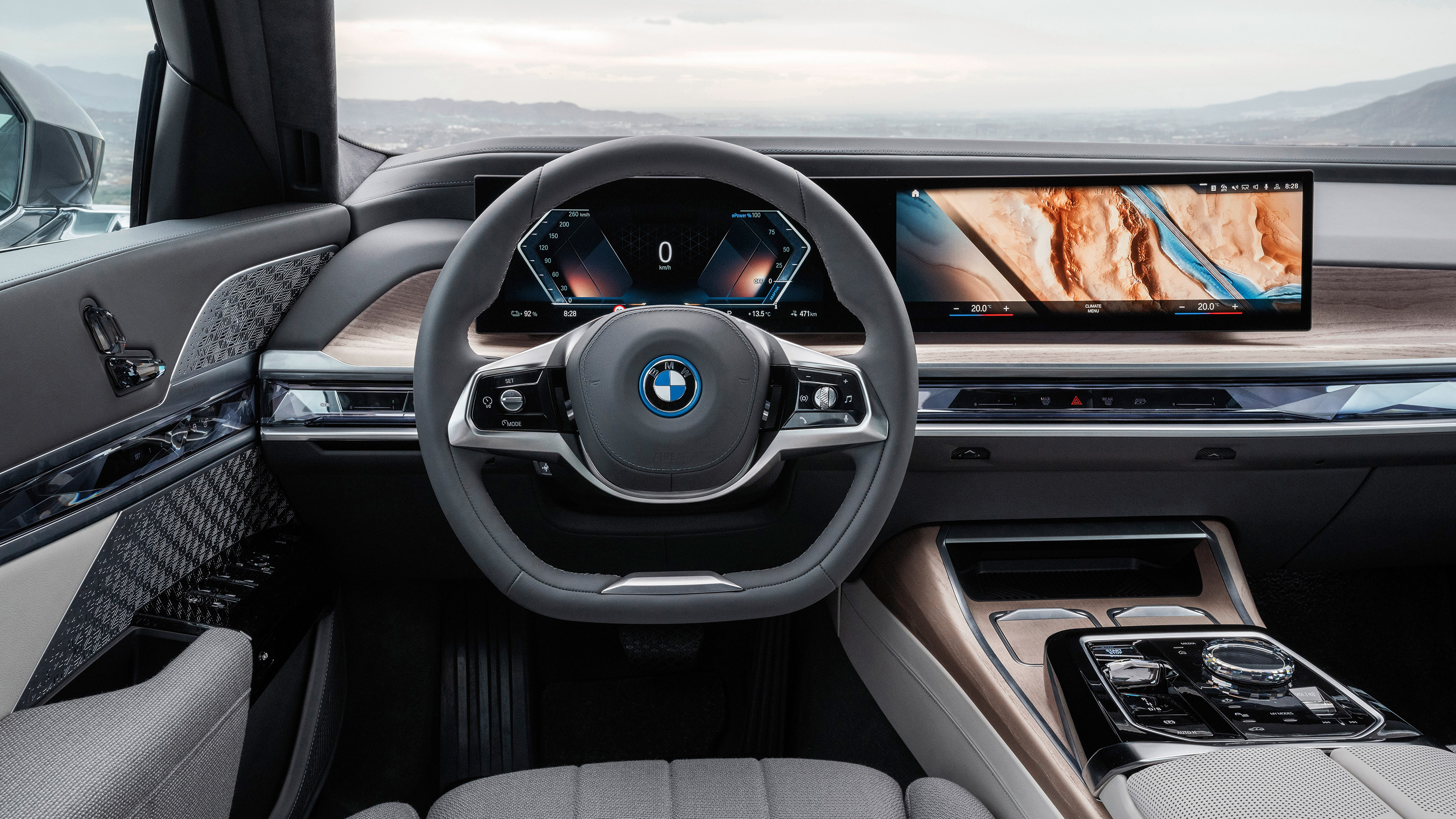 BMW i7 - dash