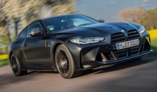 BMW M4 manual - front tracking