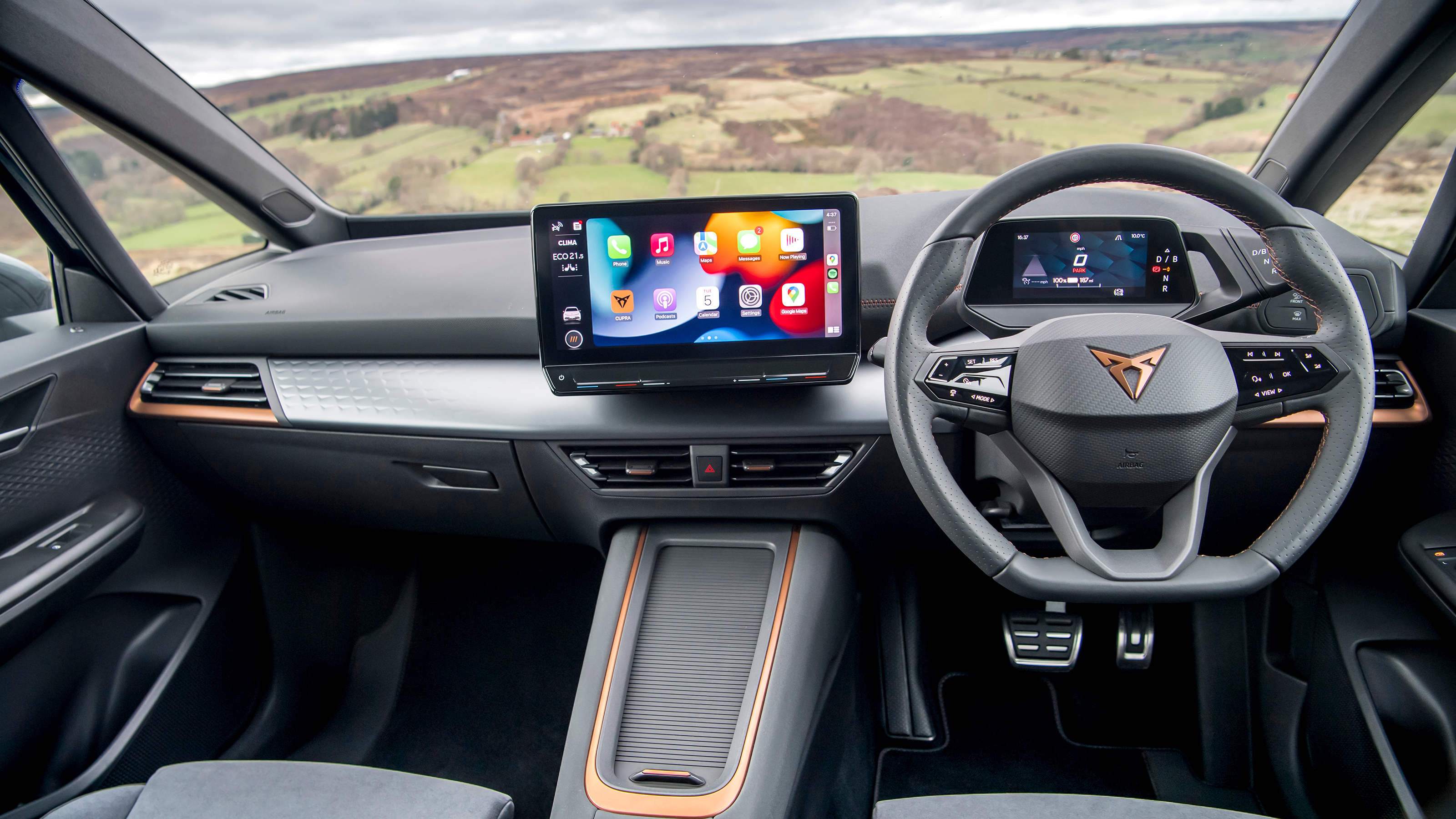 Cupra Born - interior