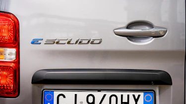 Fiat E-Scudo - rear badge