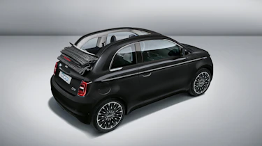 New electric Fiat 500 La Prima by Bocelli special edition
