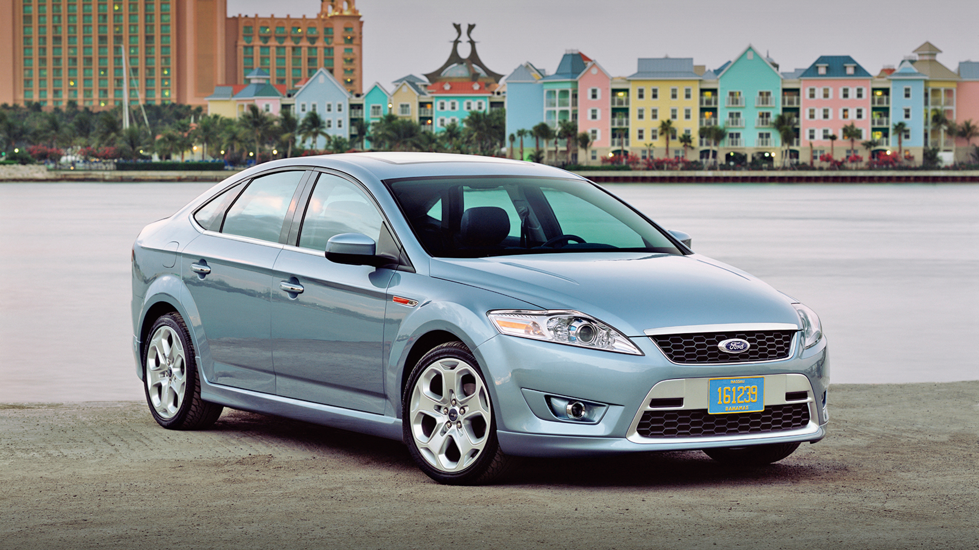 Ford Mondeo Mk4 - Casino Royale Bond film