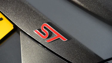 Ford Puma ST - ST badge