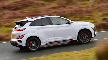 Hyundai Kona N - side
