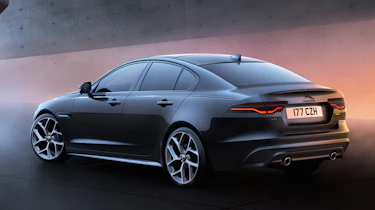 Jaguar XE 300 Sport