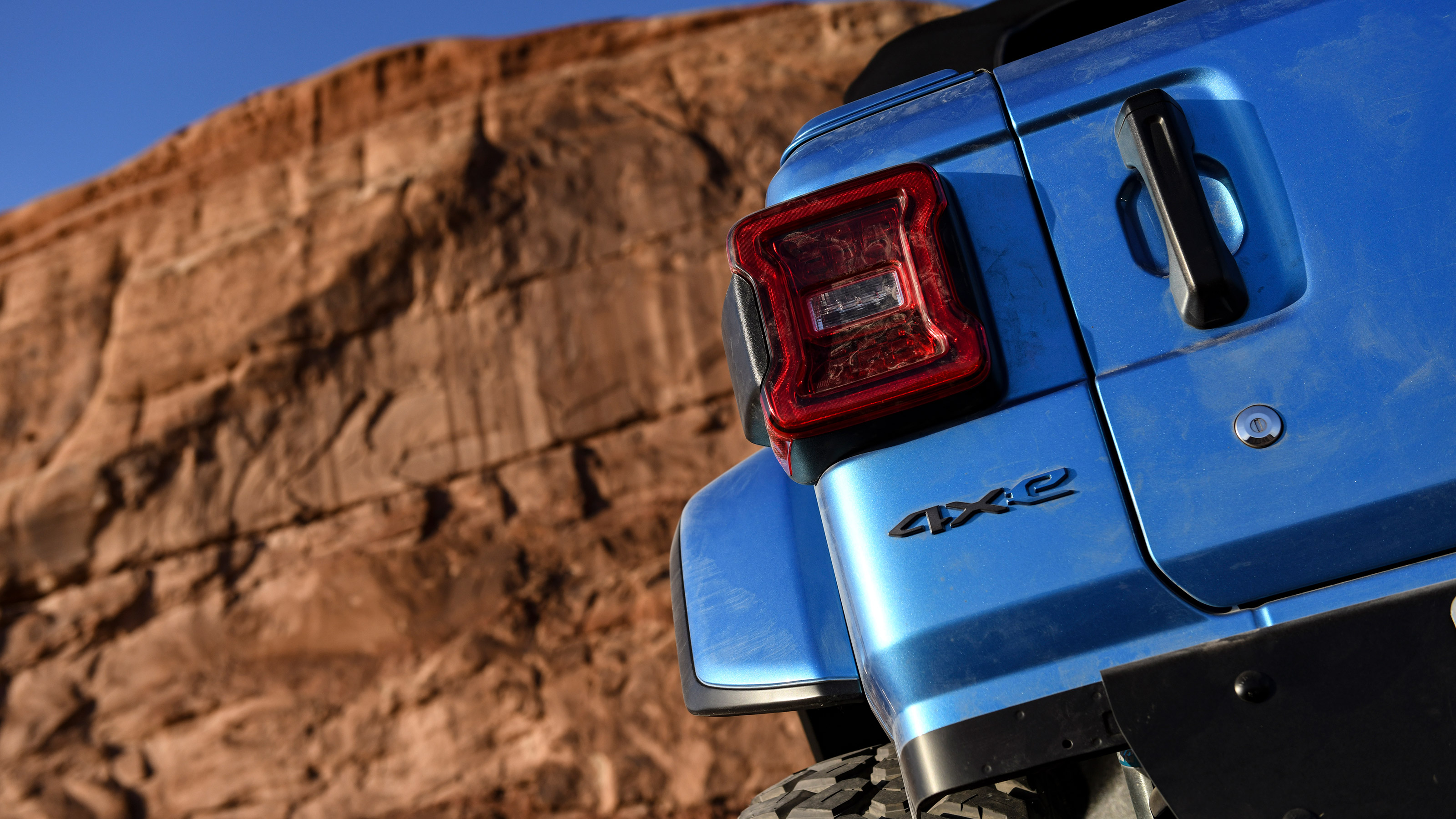 Jeep Magneto 2.0 concept - rear light