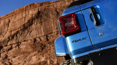 Jeep Magneto 2.0 concept - rear light