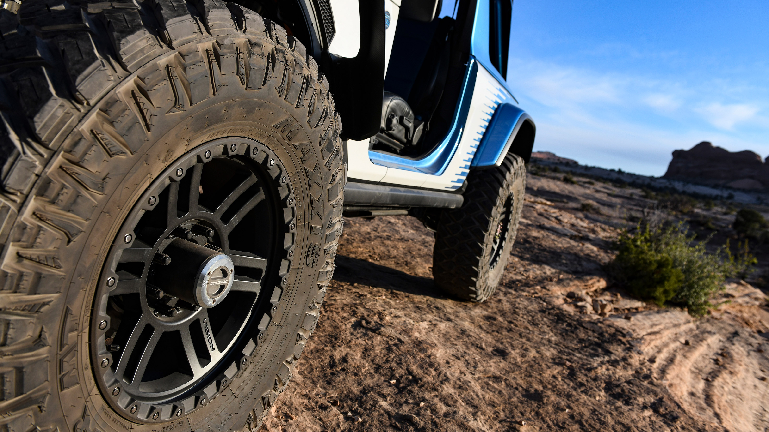 Jeep Magneto 2.0 concept - wheel
