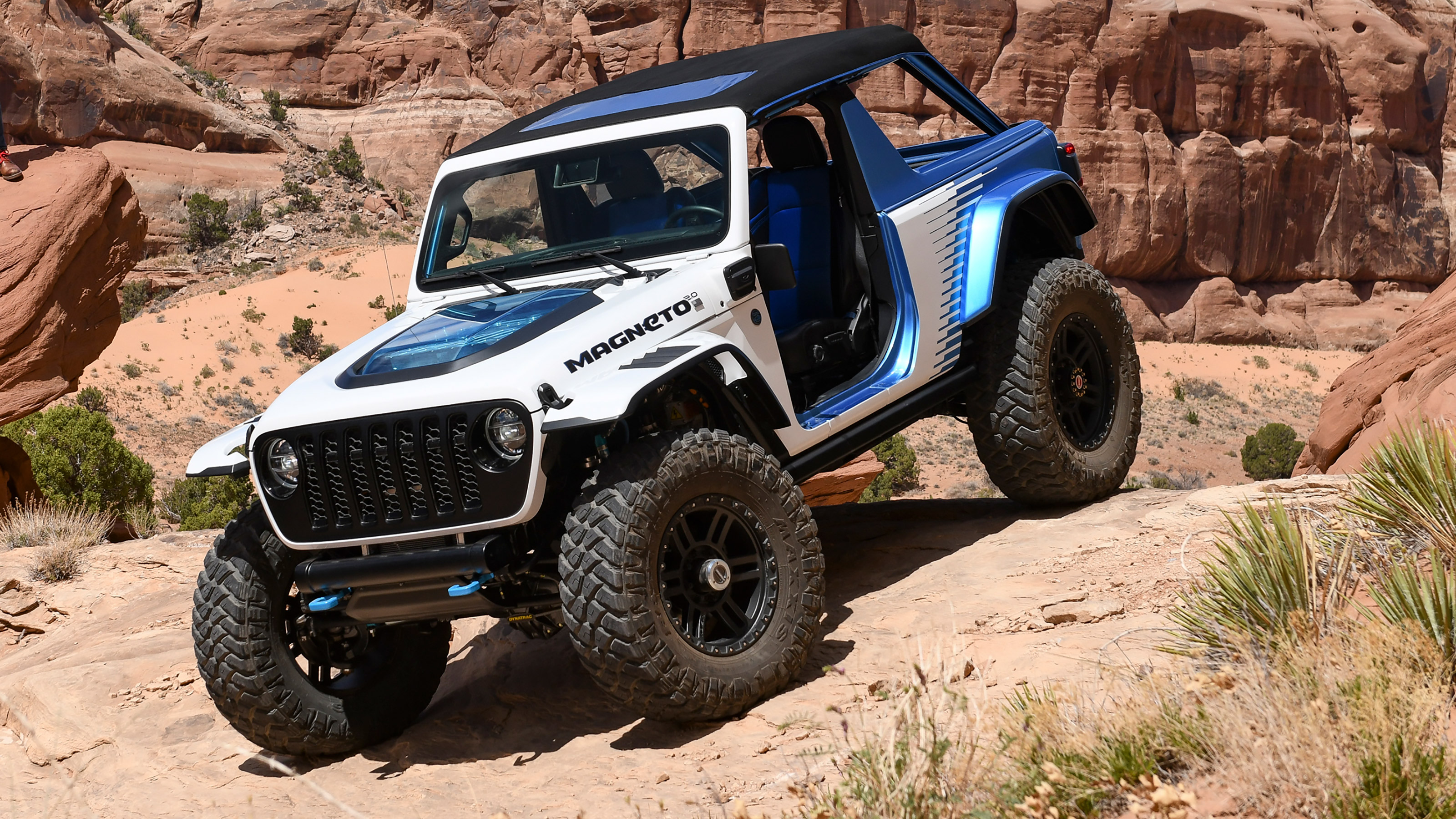 Jeep Magneto 2.0 concept - front
