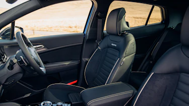 Kia Sportage PHEV - front seats