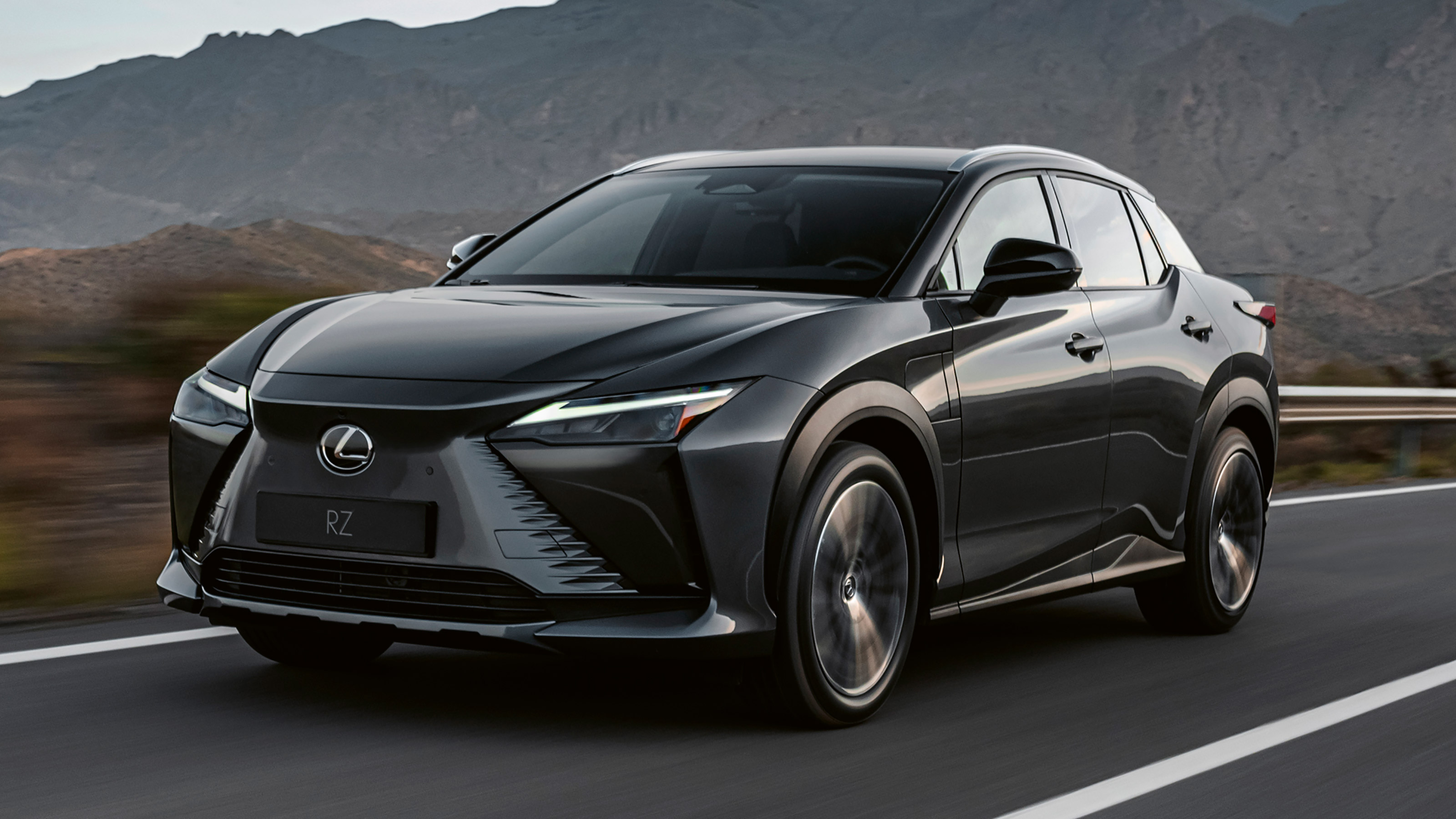 Lexus RZ 450e - front tracking