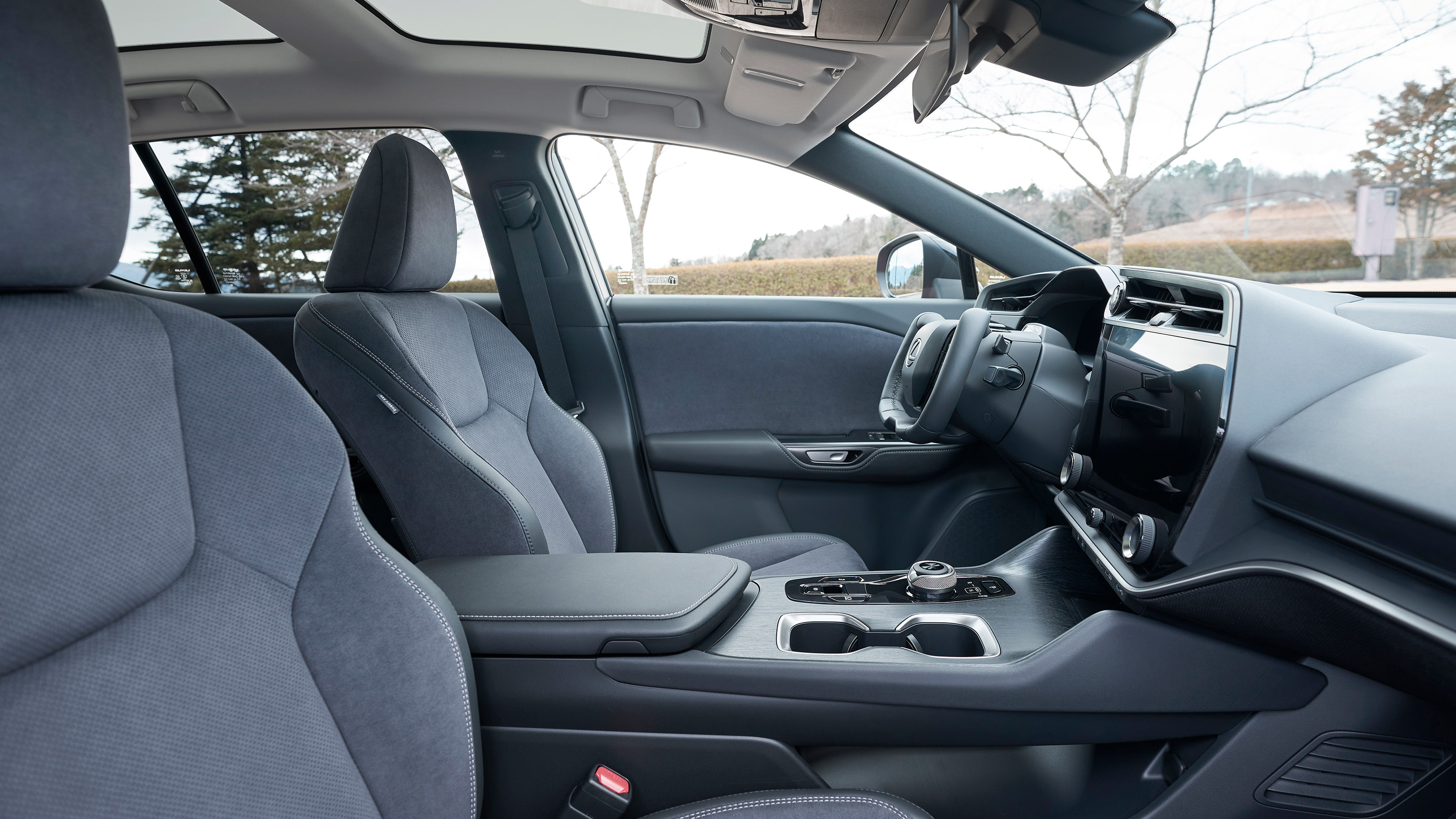 Lexus RZ 450e - front seats