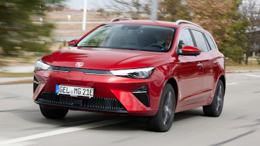 MG5 EV - front tracking
