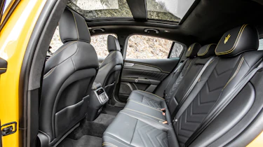 Maserati Grecale Trofeo - rear seats