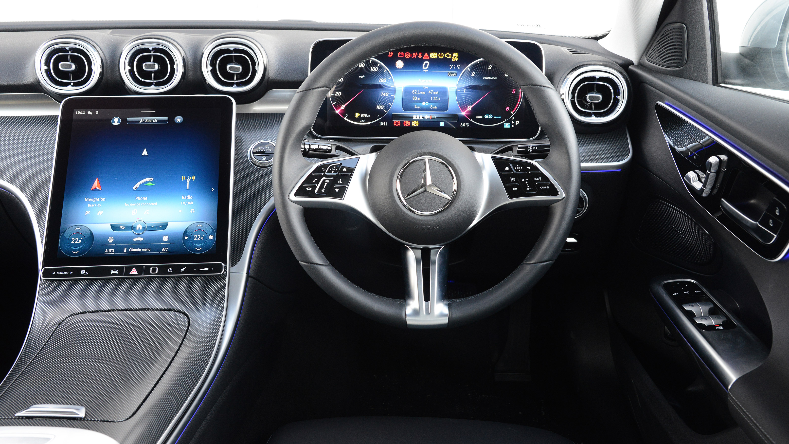 Mercedes C 220 d Estate - dash