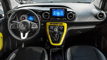 Mercedes T-Class - dash