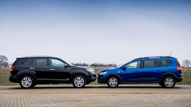 New Dacia Jogger vs used Kia Sorento - side
