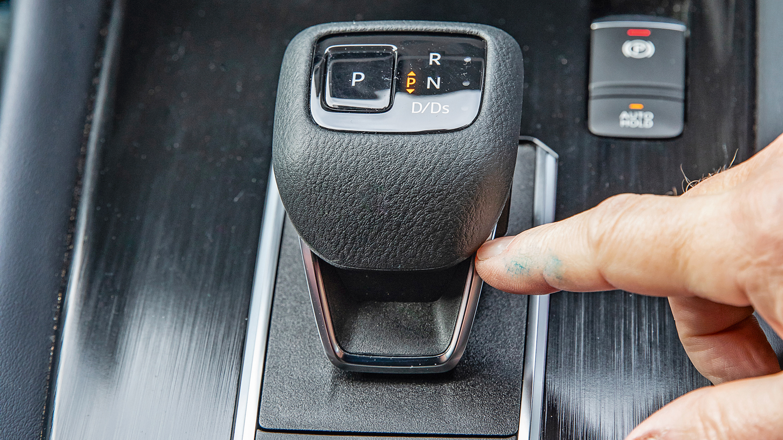Nissan Qashqai gearshift