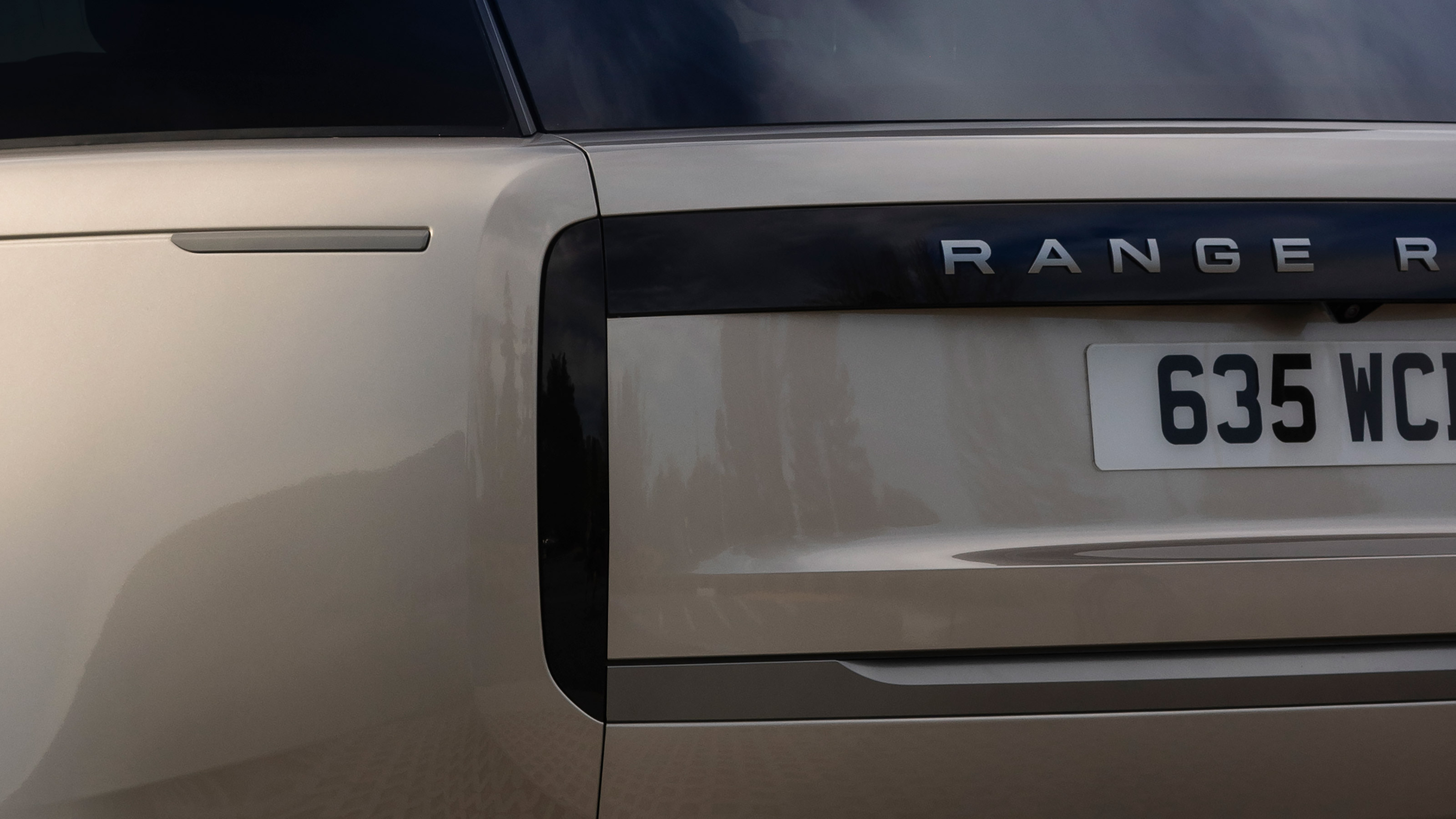 Range Rover - rear light