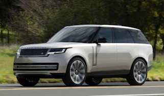 Range Rover - front action