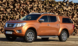 Used Nissan Navara Mk3 - front