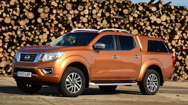 Used Nissan Navara Mk3 - front