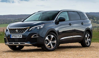 Used Peugeot 5008 Mk2 - front