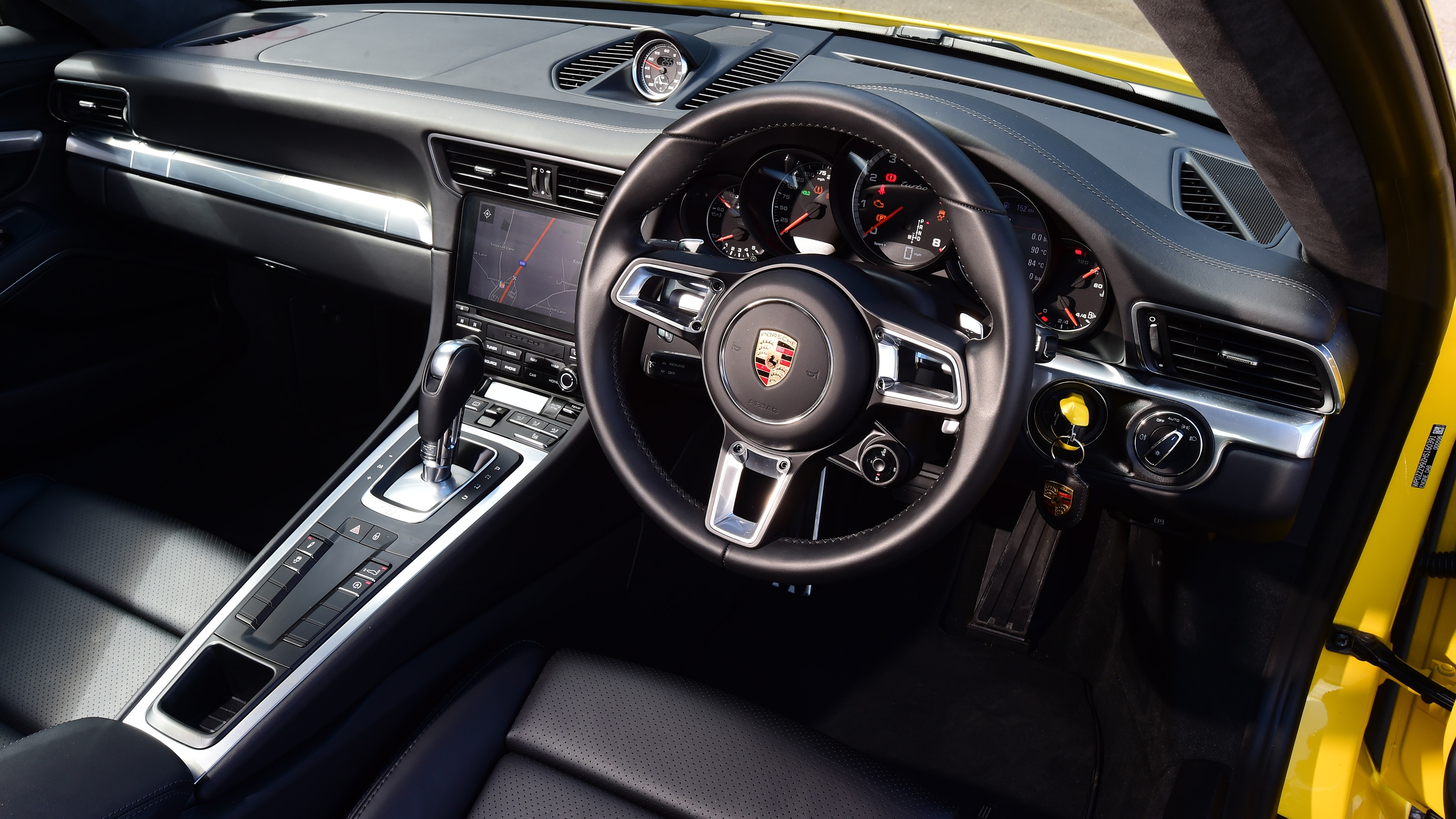 Used Porsche 911 - dash