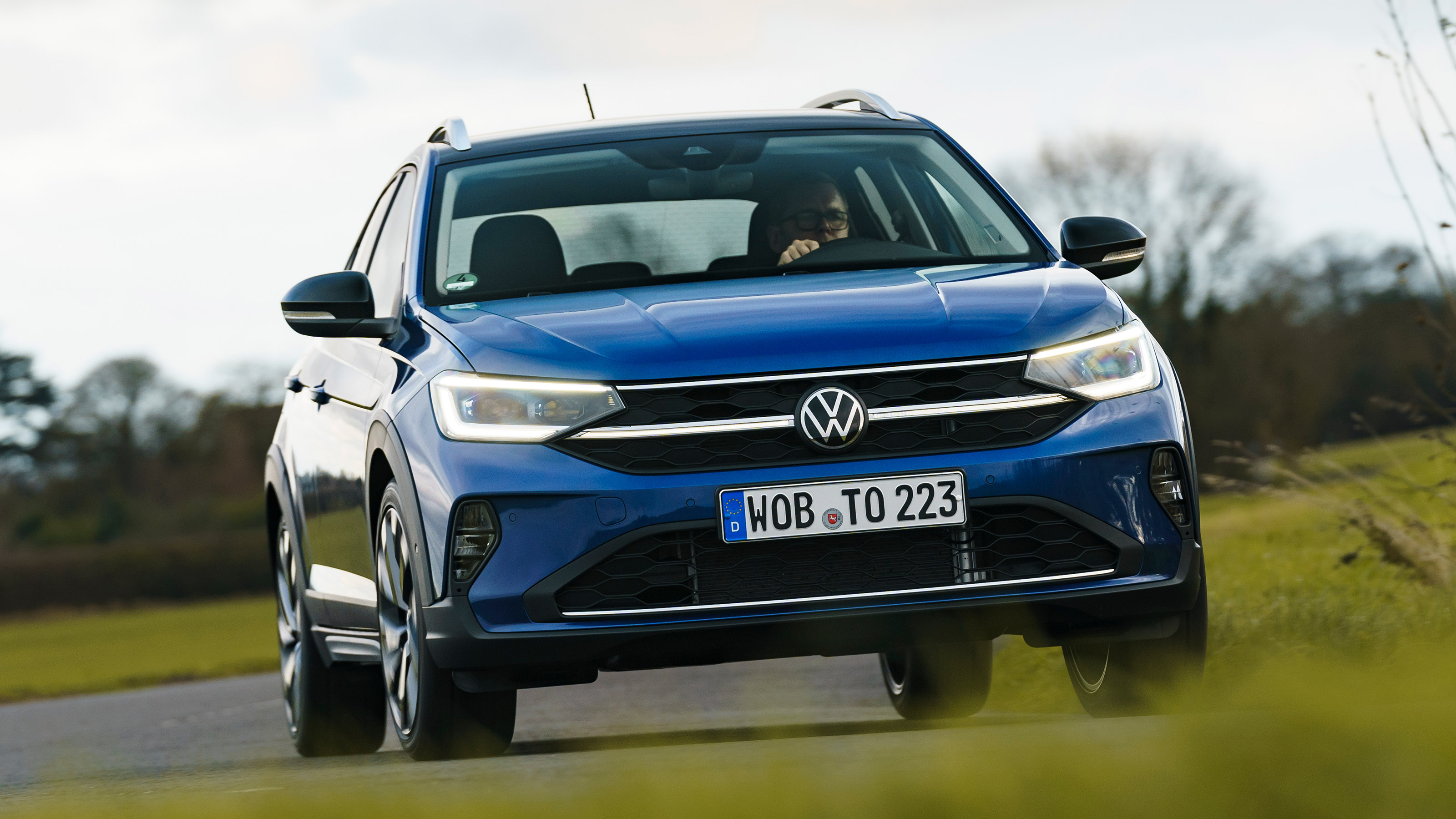 Volkswagen Taigo - front cornering