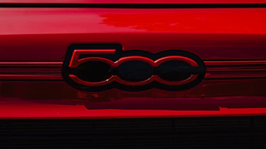 2022 Fiat 500X Hybrid - rear badge