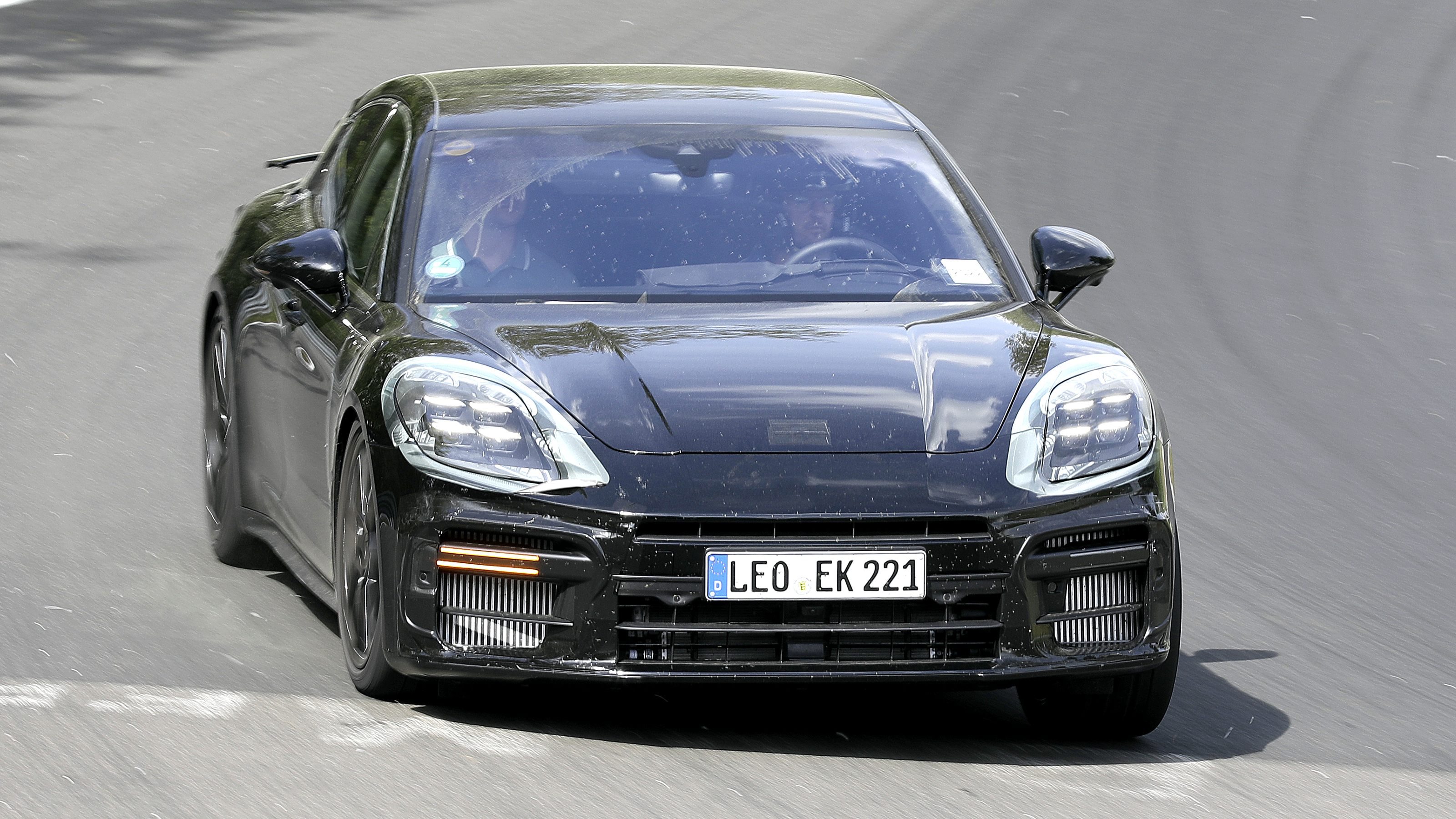 2024 Porsche Panamera spyshot - front cornering