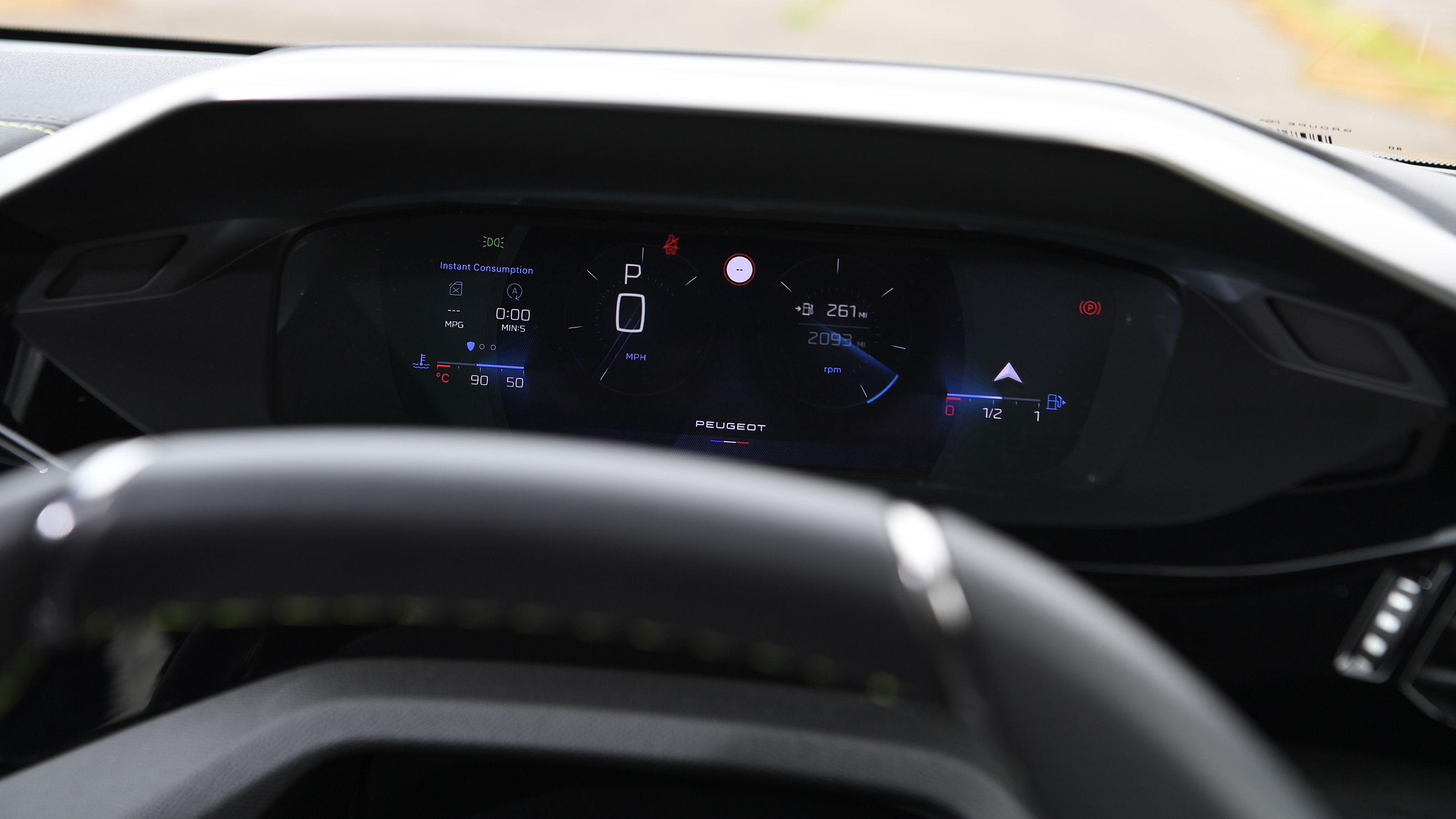 308 vs Ceed vs Golf - 308 gauge screen 