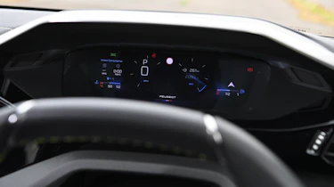308 vs Ceed vs Golf - 308 gauge screen