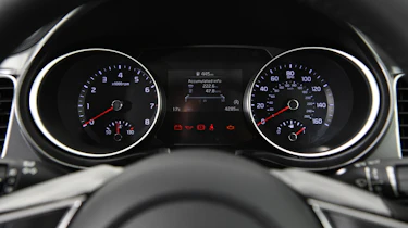 308 vs Ceed vs Golf - Ceed gauges