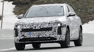 Audi Q5 - front spy shot front
