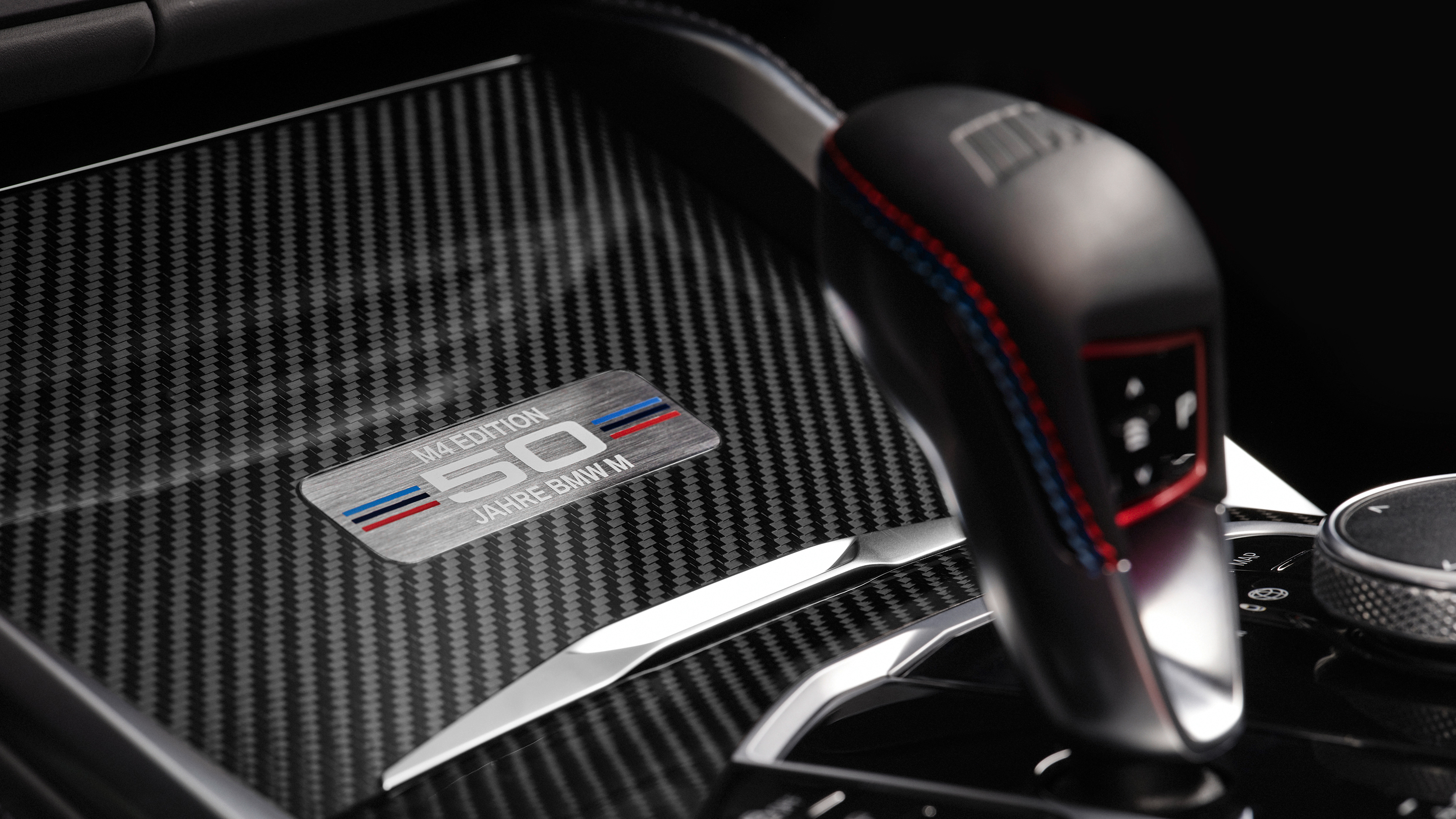 BMW M4 50 Jahre edition - interior plaque
