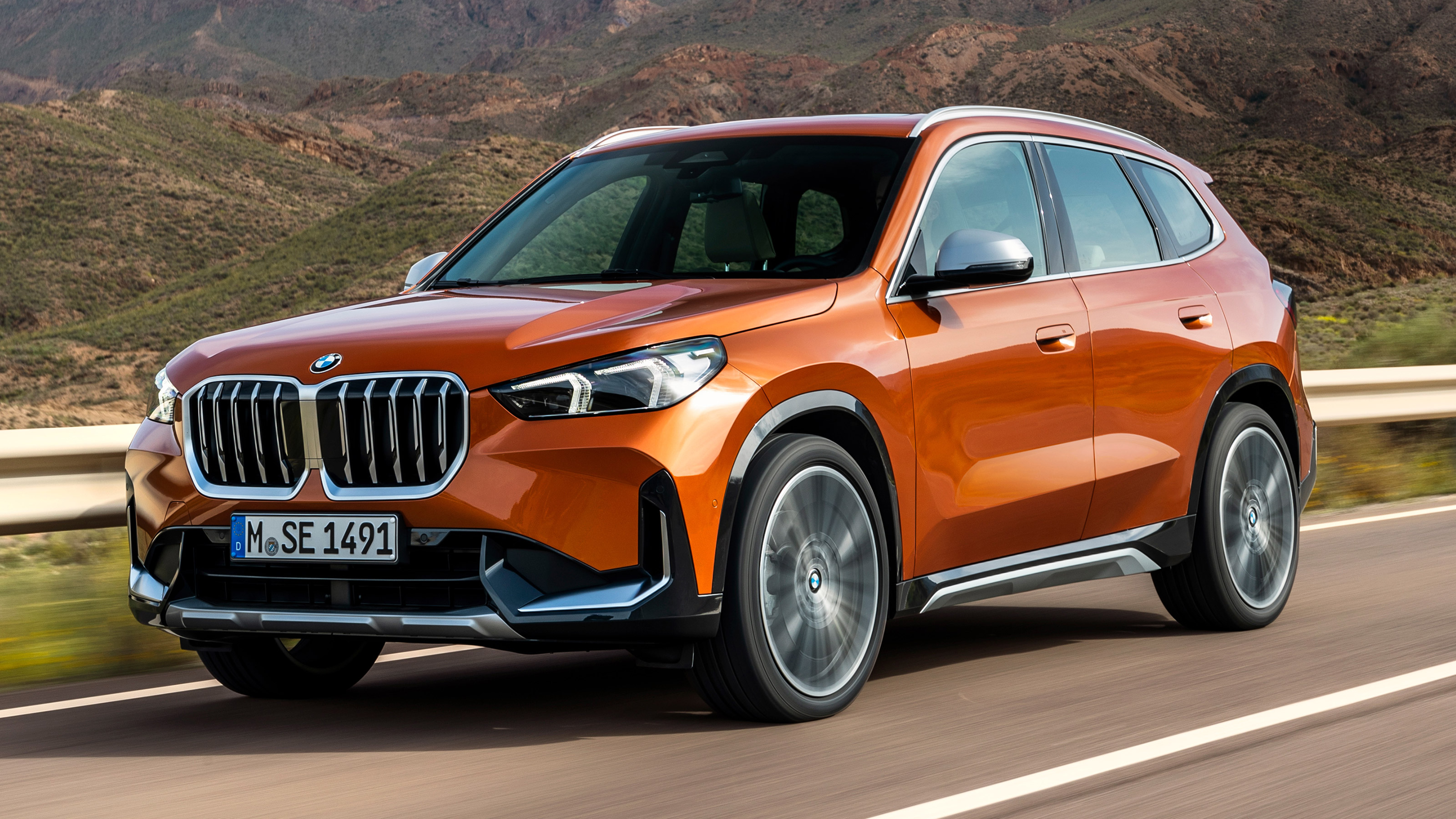 BMW X1 - front