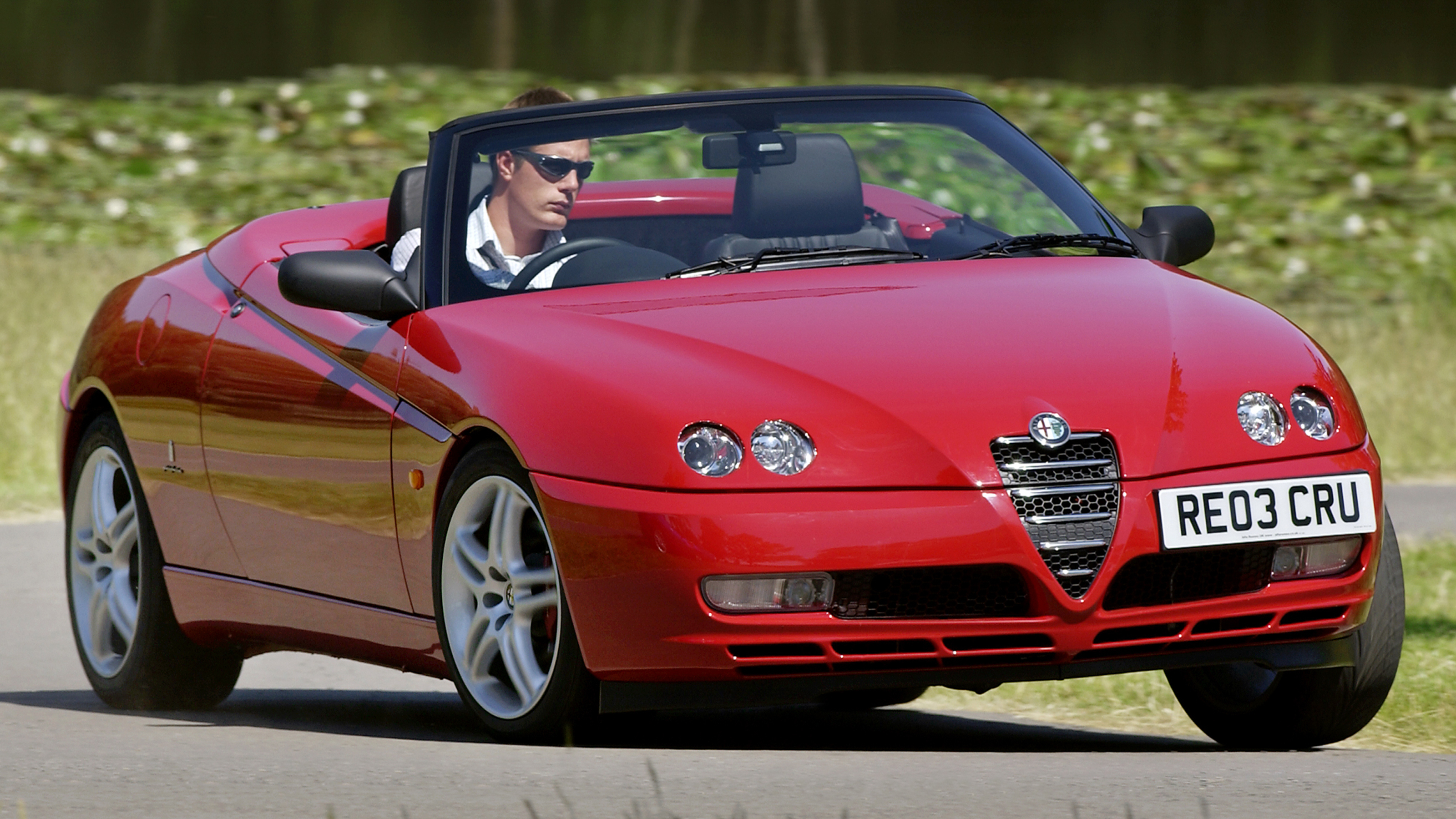 Alfa Romeo Spider (Type 916) - front cornering