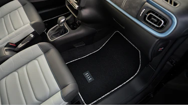 Citroen C3 Elle - passenger footwell