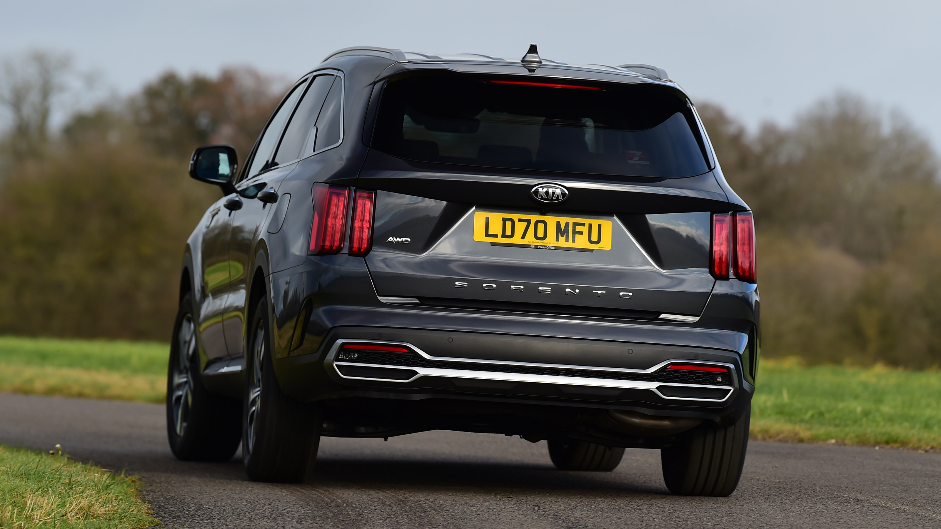 Volkswagen Tiguan Allspace - rear action