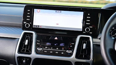 Volkswagen Tiguan Allspace - sat-nav