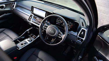 Volkswagen Tiguan Allspace - cabin